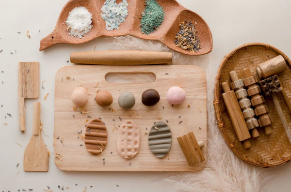 9 Piece Wooden Play dough kit